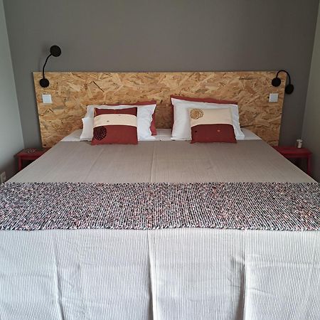Poco E Meio - Padel & Pool Santiago da Guarda ภายนอก รูปภาพ